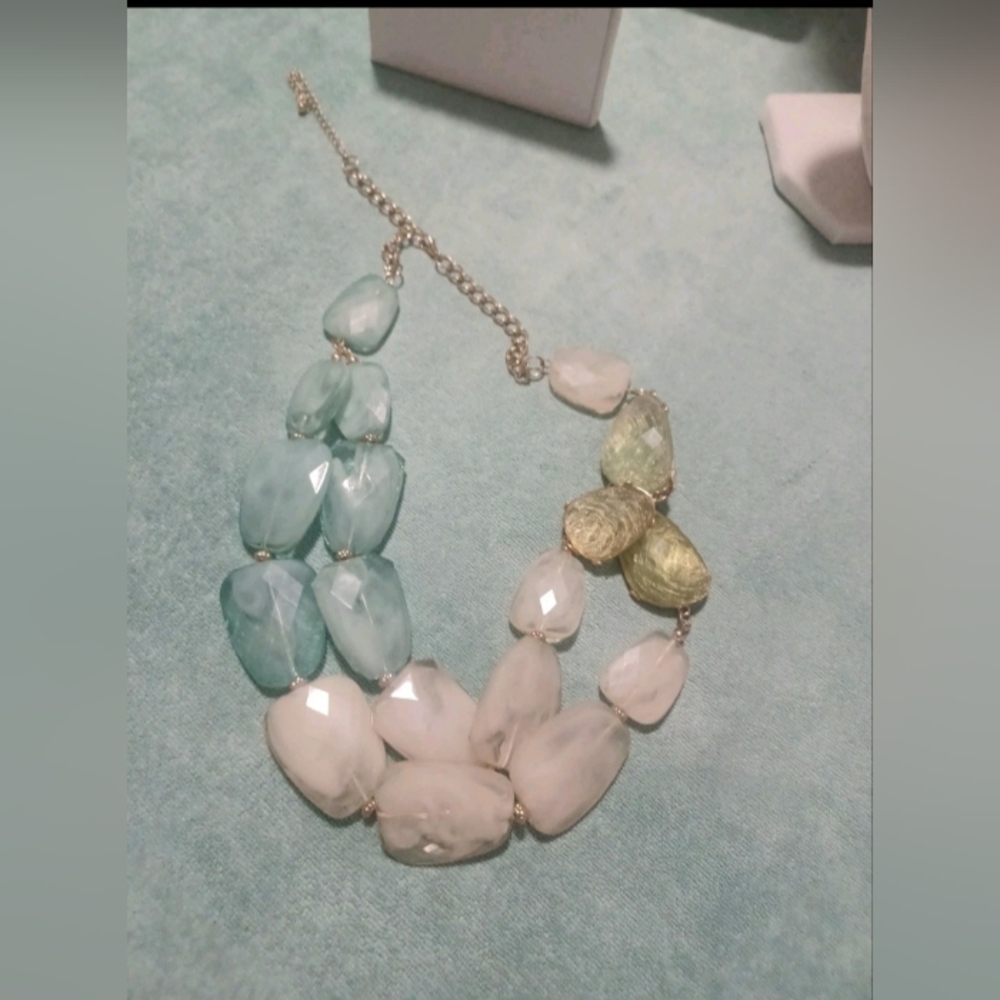Elegant Multi-Color Chunky Gemstone Necklace Blue Greens White Clear